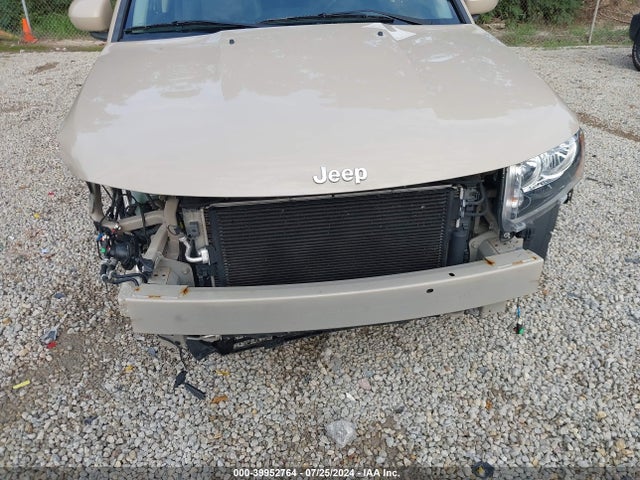 1C4NJDEB8HD139480 Jeep Compass High Altitude 4x4