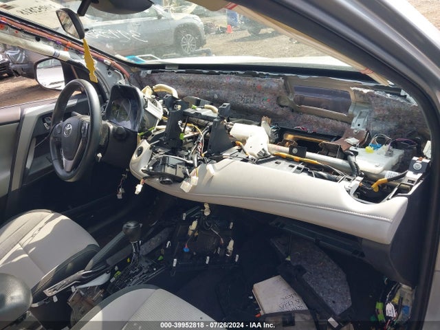 Toyota Rav4 Xle 2017 2T3RFREVXHW662013 Image 5