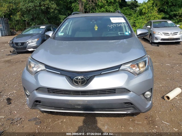 Toyota Rav4 Xle 2017 2T3RFREVXHW662013 Image 6