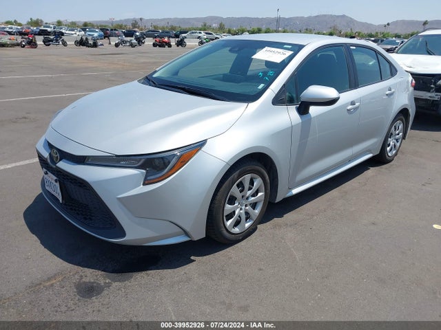 Toyota COROLLA LE 2022 5YFEPMAE4NP277217 Image 2