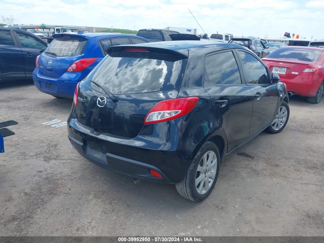 Mazda Mazda2 Touring 2014 JM1DE1LY5E0174776 Image 4