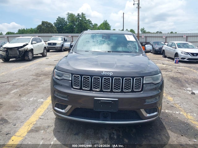 1C4RJEJG2HC605600 Jeep Grand Cherokee Summit 4x2