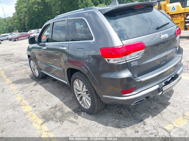 1C4RJEJG2HC605600 Jeep Grand Cherokee Summit 4x2