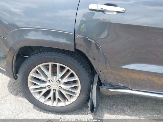 1C4RJEJG2HC605600 Jeep Grand Cherokee Summit 4x2