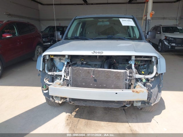 1C4NJRFB6ED558418 Jeep Patriot Latitude