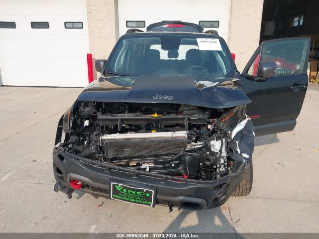 ZACNJBC13KPK25476 Jeep Renegade Trailhawk 4x4