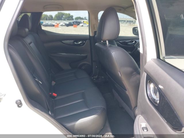 JN1BJ1CP8HW034431 Nissan Rogue Sport Sl