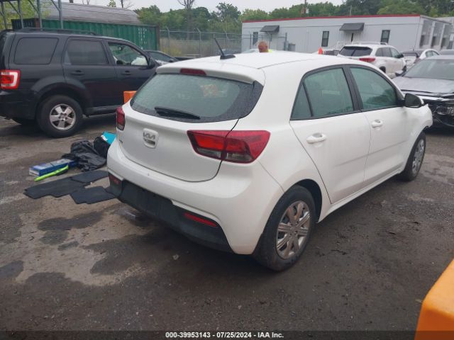 3KPA25AD6NE468696 KIA Rio 5-door S