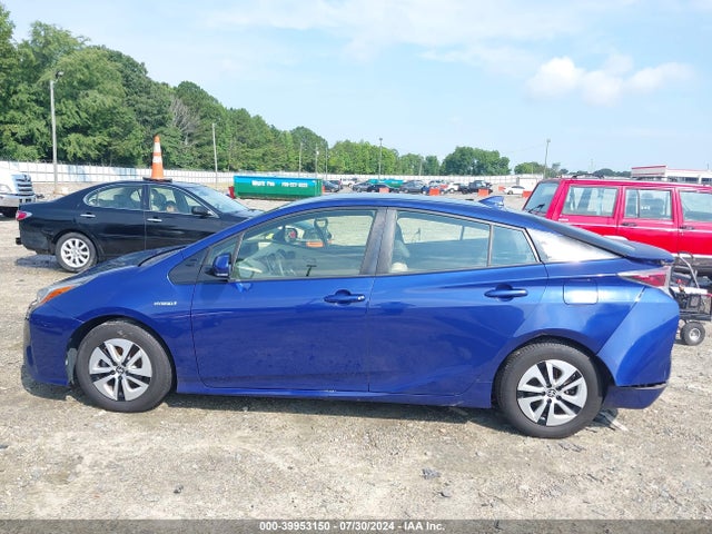 Toyota Prius Two Eco 2016 JTDKARFU5G3503083 Image 14
