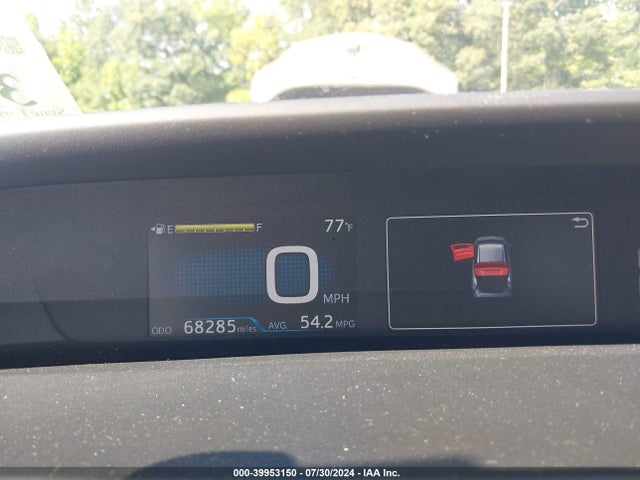 Toyota Prius Two Eco 2016 JTDKARFU5G3503083 Image 15