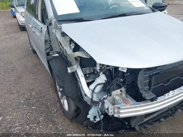 Chrysler Pacifica Touring L 2024 2C4RC1BG7RR146185 Image 18