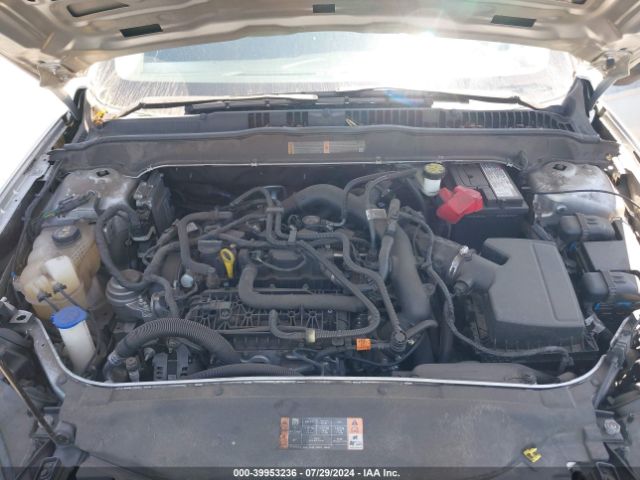 3FA6P0HD1KR174195 Ford FUSION SE