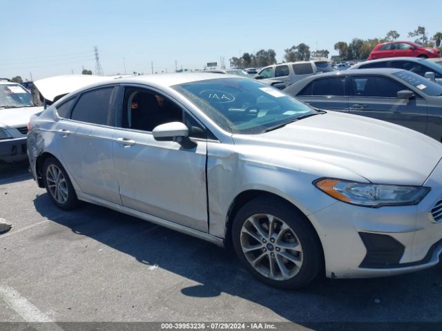 3FA6P0HD1KR174195 Ford FUSION SE