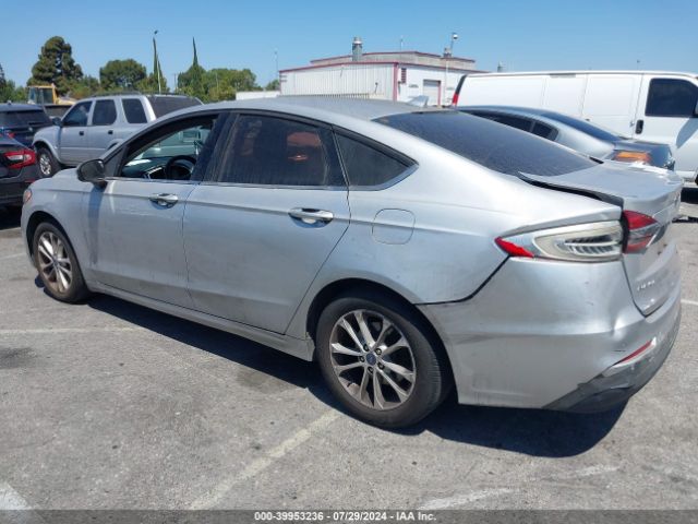 3FA6P0HD1KR174195 Ford FUSION SE