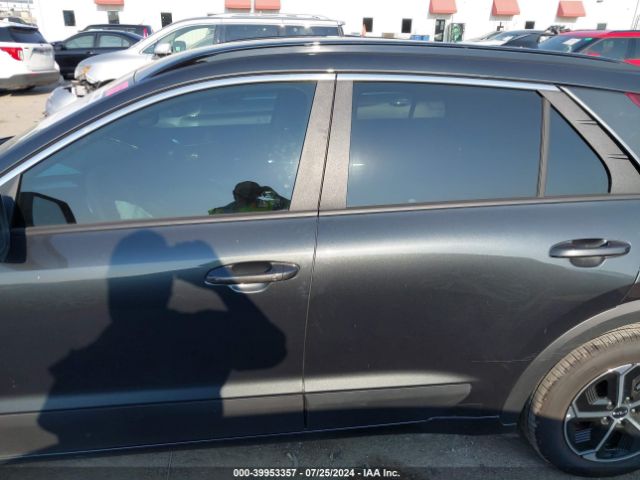 KNDCR3LE1R5169827 KIA NIRO EX