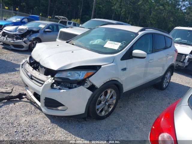 1FMCU0GXXFUC40139 Ford ESCAPE SE