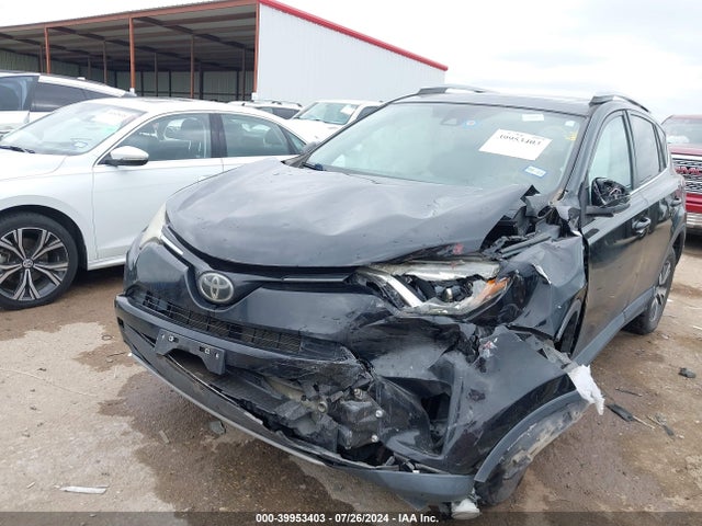Toyota Rav4 Xle 2017 2T3RFREV8HW645470 Image 2