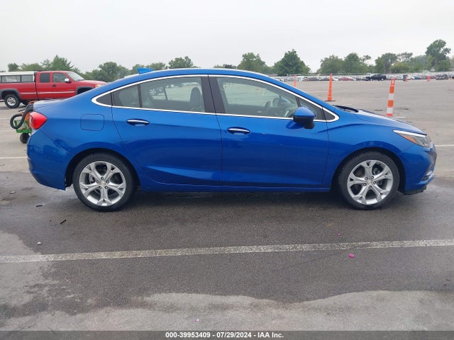 Chevrolet Cruze Premier Auto 2018 1G1BF5SMXJ7186331 Image 14