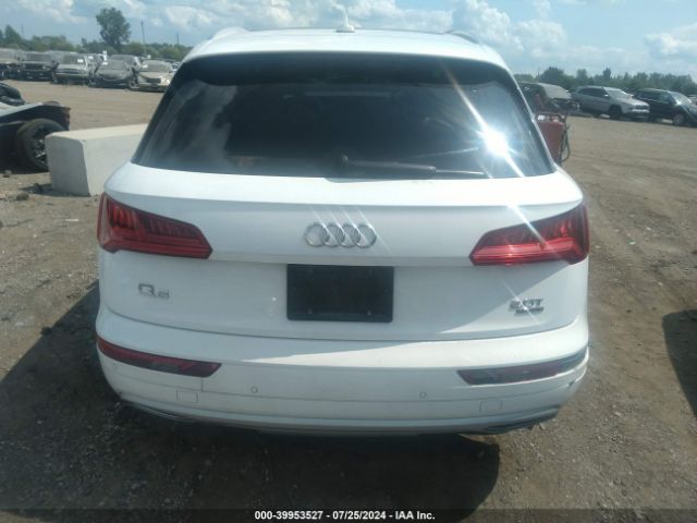 WA1BNAFY5J2212485 Audi Q5 2.0t Premium/2.0t Tech Premium