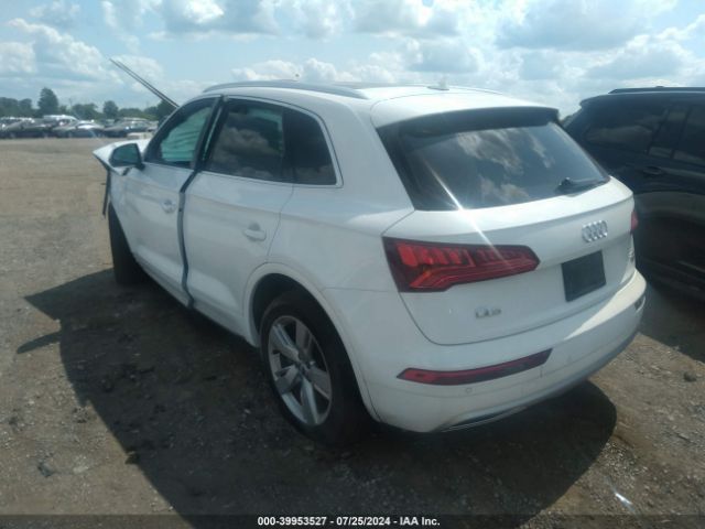 WA1BNAFY5J2212485 Audi Q5 2.0t Premium/2.0t Tech Premium