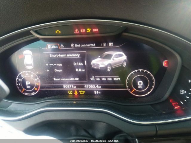 WA1BNAFY5J2212485 Audi Q5 2.0t Premium/2.0t Tech Premium
