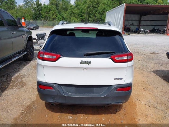1C4PJLCBXJD566378 Jeep Cherokee Latitude Fwd