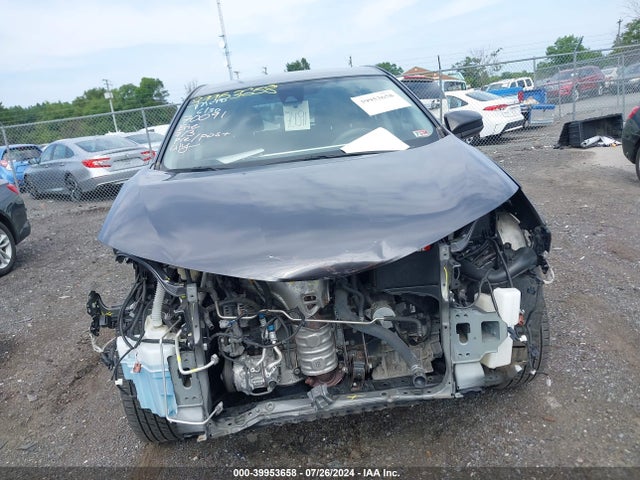 Toyota RAV4 LE 2018 JTMBFREV9JJ220524 Image 12