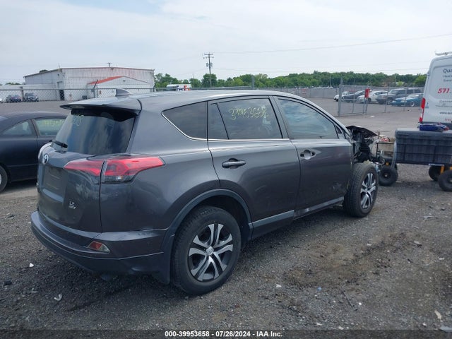 Toyota RAV4 LE 2018 JTMBFREV9JJ220524 Image 4