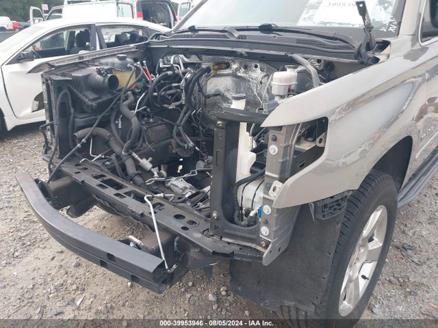 Chevrolet Tahoe Lt 2018 1GNSCBKC3JR200037 Image 16