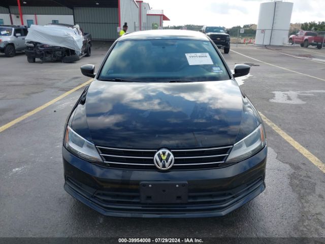3VWD17AJXFM314465 Volkswagen Jetta 1.8t Se