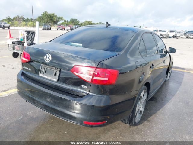 3VWD17AJXFM314465 Volkswagen Jetta 1.8t Se