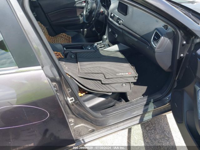 3MZBN1W39JM230794 Mazda Mazda3 Grand Touring