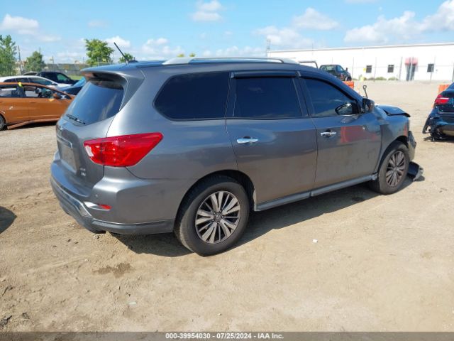 5N1DR2MM1HC658075 Nissan Pathfinder Sv