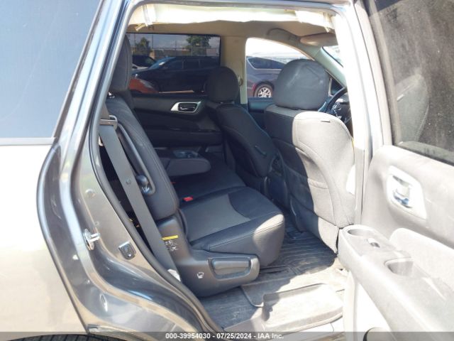 5N1DR2MM1HC658075 Nissan Pathfinder Sv