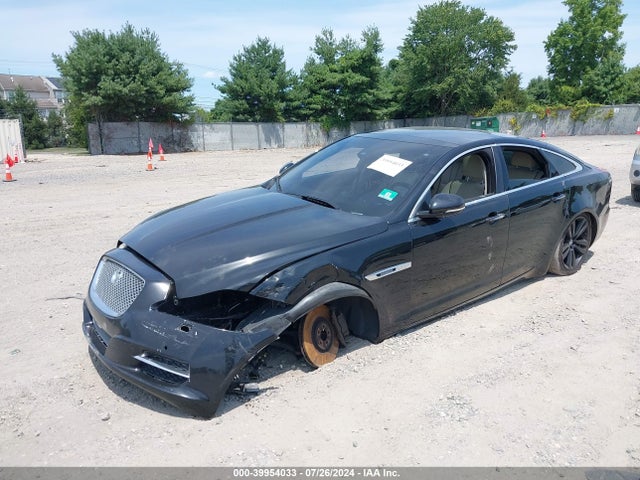 2012 JAGUAR XJ SAJWA1GE9CMV33784 Photo 1