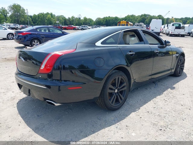 2012 JAGUAR XJ SAJWA1GE9CMV33784 Photo 3