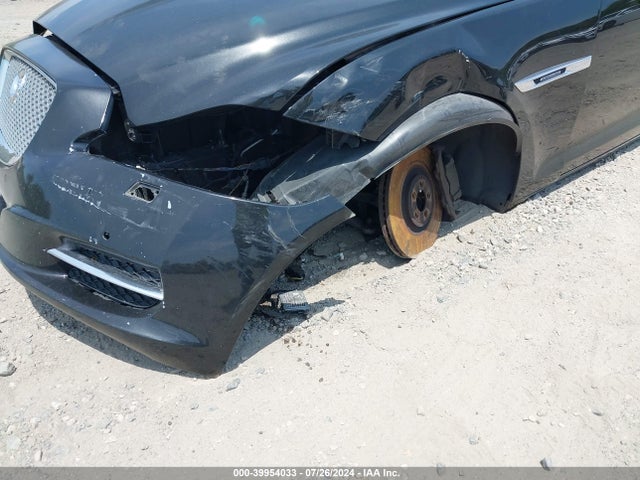 2012 JAGUAR XJ SAJWA1GE9CMV33784 Photo 5