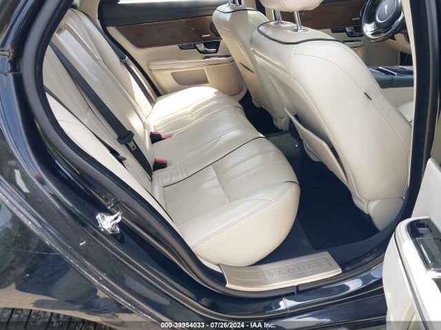 2012 JAGUAR XJ SAJWA1GE9CMV33784 Photo 7