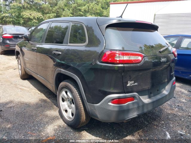 1C4PJMAB9GW121474 Jeep Cherokee Sport