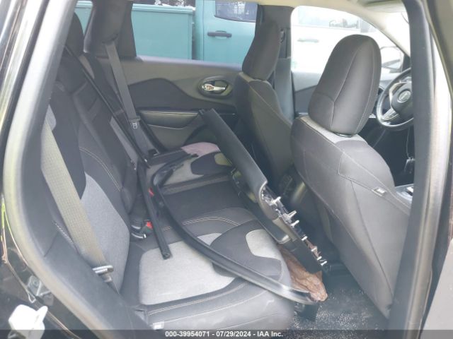 1C4PJMAB9GW121474 Jeep Cherokee Sport