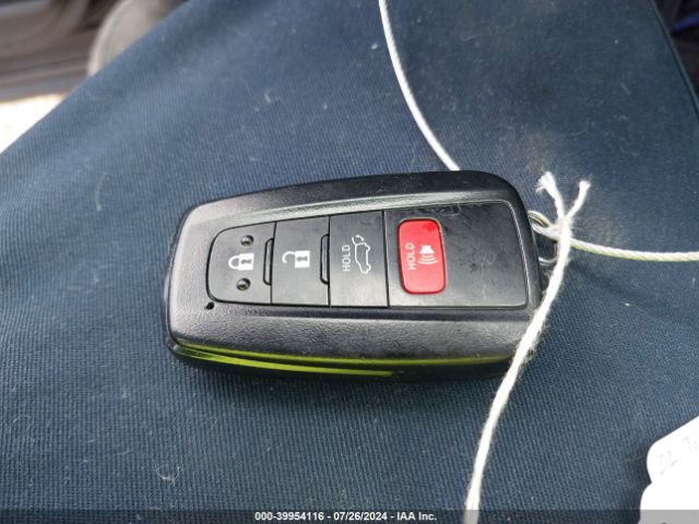 5TDHZRBHXNS218922 Toyota Highlander Xle