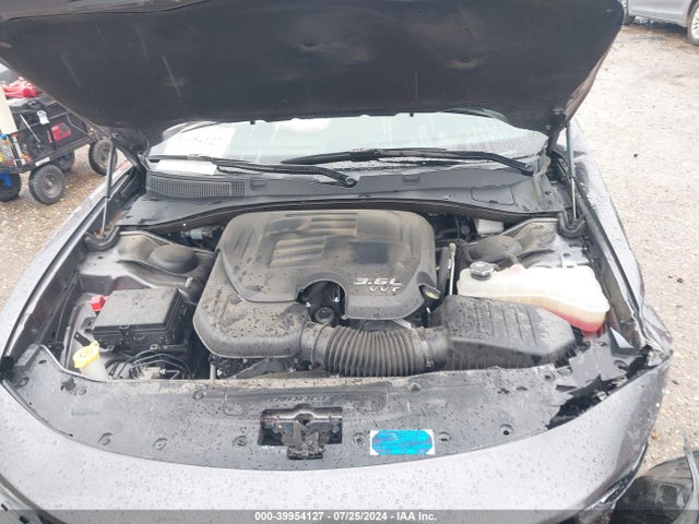 2C3CDXBG0PH530810 Dodge Charger Sxt