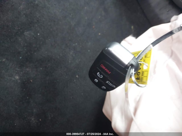 2C3CDXBG0PH530810 Dodge Charger Sxt