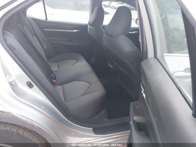 Toyota CAMRY LE 2022 4T1C11AKXNU052134 Image 8