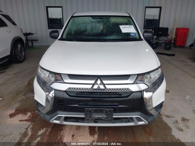 JA4AD2A3XKZ008063 Mitsubishi Outlander Es