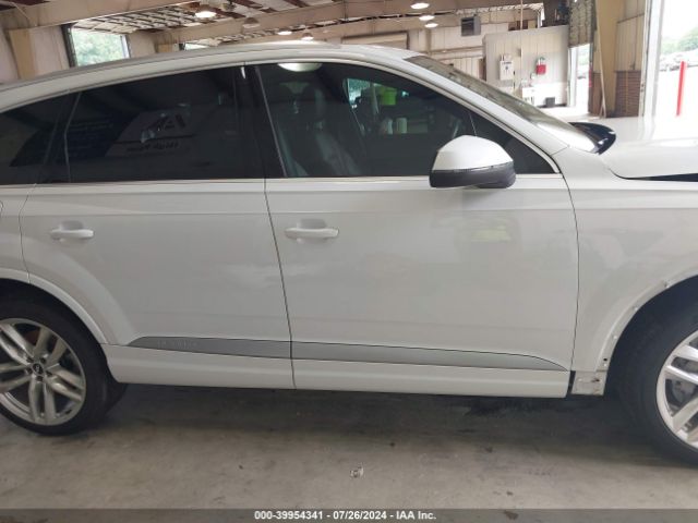 WA1VAAF78JD047004 Audi Q7 3.0t Premium