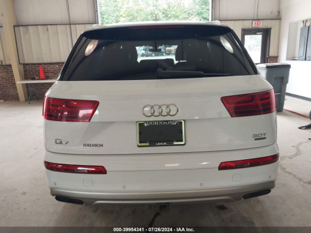 WA1VAAF78JD047004 Audi Q7 3.0t Premium