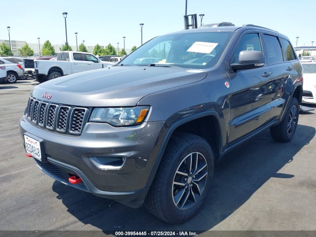 1C4RJFLG4JC335603 Jeep Grand Cherokee Trailhawk 4x4