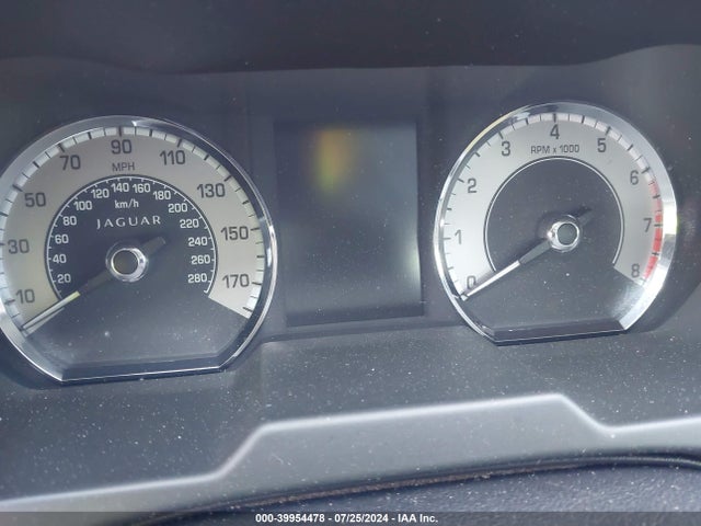 2010 JAGUAR XF SAJWA0FA7AHR69533 Photo 6