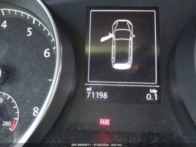 3VWD17AU2JM762427 Volkswagen Golf Sportwagen Tsi S/tsi Se